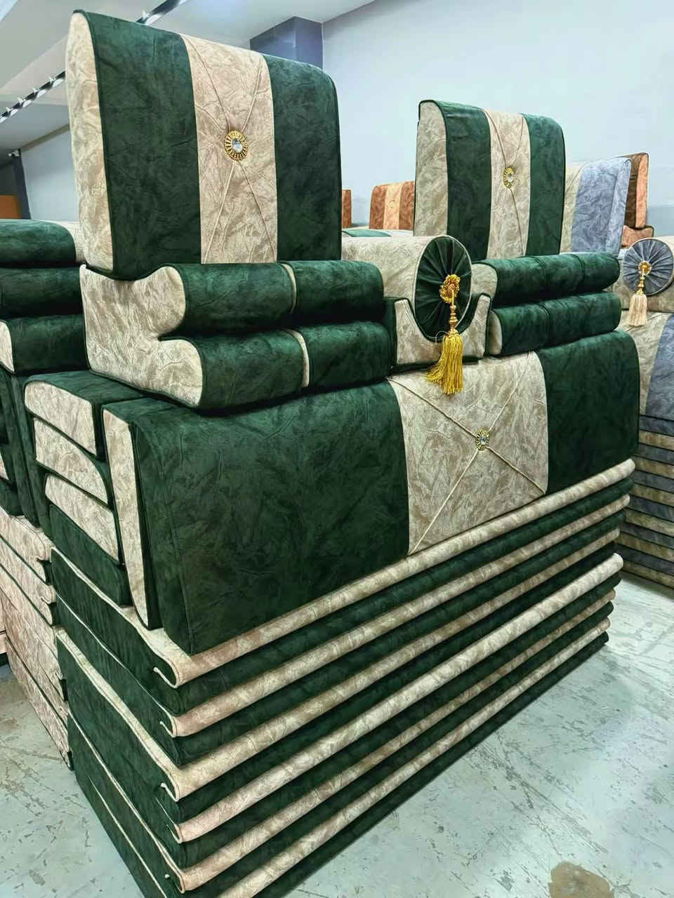 تخفيضات ال كل المتابعين
معا خدمة توصيل طلبك إلا باب البيت
مة وتساب ***********
يوجد فصال حسب الطلب
***********
