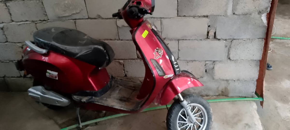 ماطور للبيع شحن باتريات ونظاف سعر 325 وفي مجال بسيط العنوان الميثاق قرب مستوصف الميثاق رقم الهاتف ***********
***********
