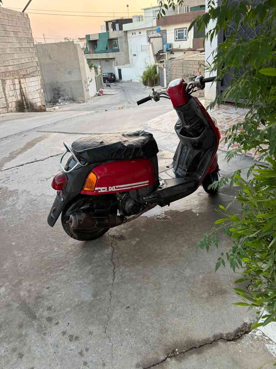 للبيع ماكس بوليسي ياباني محرك كفرات كله بلادي ختم واحد  بوشه بلادي  مكاني كركوك  ***********  سعره 375 الف
