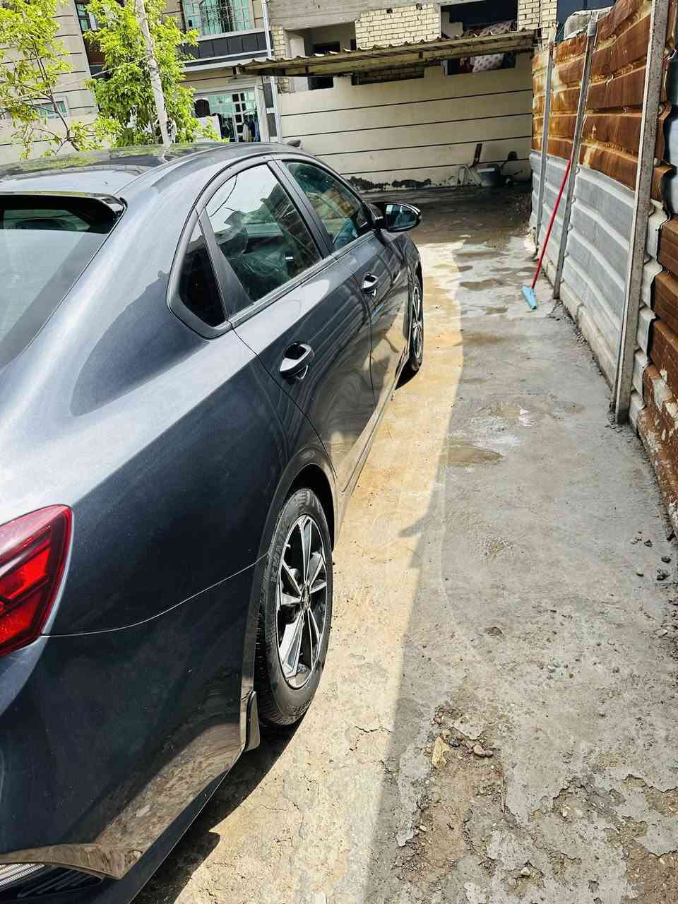 السلام عليكم فورتي 2023
سياره جديده ماشيه 32
صور الحادث بالمنشورات
وبل عراق صار بيه شخط
لا يرباك طاك ولا شاصي ولا لغد سونار موجود 

 عليه زوج تايرات جدد وعدسات زنون ول رضيه مغلفه 

لسعر145 وبيه مجال لعنوان بغداد 
رقم ***********
رقم ***********
