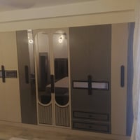 غرفة تركي درجة اولة جديدة مامستخدمة بس اسبوع للبيع بملوين و600  للتواص...