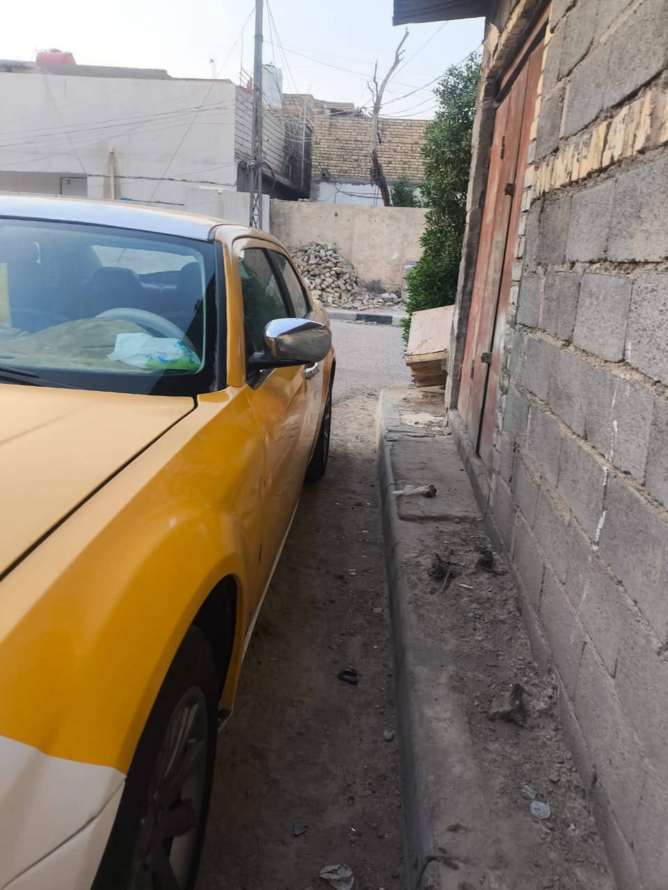 سلام عليكم اوباما 10 اصل كير ومحرك وحداديه وكهربايات جدد تبريد سنويه 30 خط بغداد نجف مصفر هيئه وغرامات 
السياره جاهزه للشغل تخم تأير جديد عنوان ميسان السعر 85 
***********

