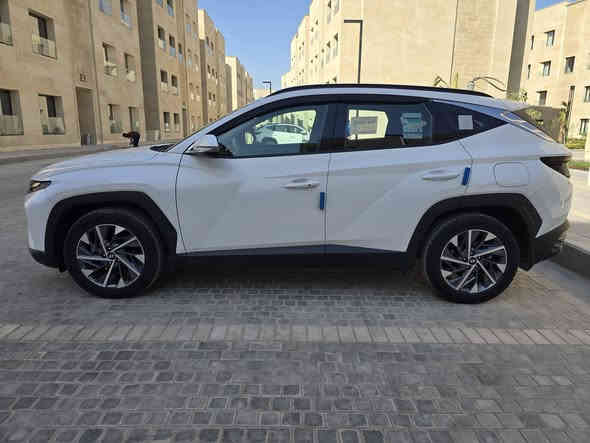 توسان 22 خليجي
للمراوس ب امريكي حادث خفيف
مواصفات معروفة فول عده الفتحه والجلد
رقم بغداد باسمي بيها بارد كد اصابع موضح بالصور
مكانها بغداد ***********
