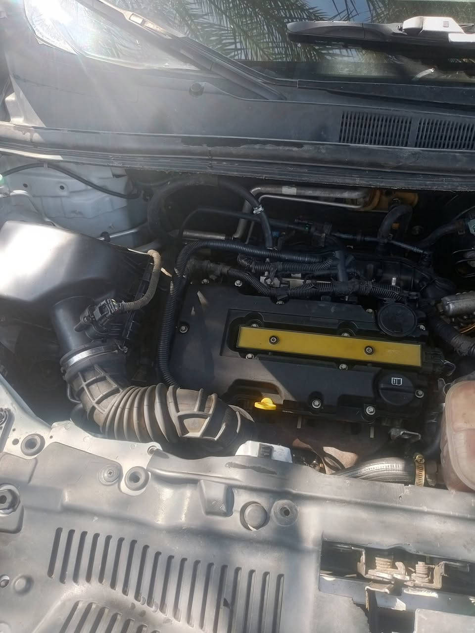 سياره للبيع موديل 13 مكينه حداديه تخم تاير تبريد مكان السياره بابل عنانه علما ان السياره باقي على التحويل 6اشعر  سعر75 بيه مجال قليل الإتصال ***********
