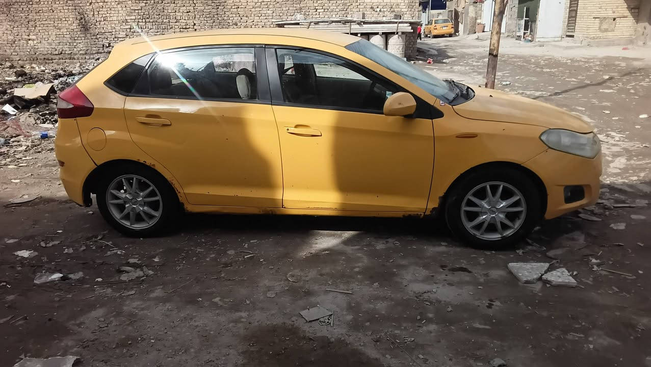 السلام عليكم سياره شيري افلاوين موديل ٢٠١٢ بغداد الامين الثانيه سعر ٢٥ورقه رقم ***********
