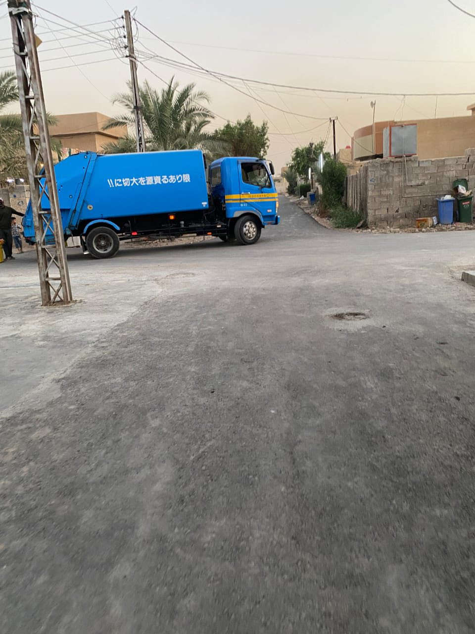 السلام عليكم الصلاة علئ محمد وآل محمد 🧿 من رخصة صاحب الكروب كابسة نفايات فوصه كرستال ياباني معلايه 2018  كبسه 10 متر  سياره فول كفاله كير مكينه فقط بيهه تصليح بل كبسه تخم تاير جديد تبريد ثلج خير من الله كهربائيات كلهه شغاله السياره نصبه ونضافه خير من الله نكره سلف تطلع عله باب الله كبل السياره متعوب عليهه وما ناقصهه اي شي عنواني بغداد  قرب جزيرة بغداد السياحيه السعر اتصل عل رقم اخوان انتبه ( اني مكلف  بل نشر) رقم الهاتف ***********
