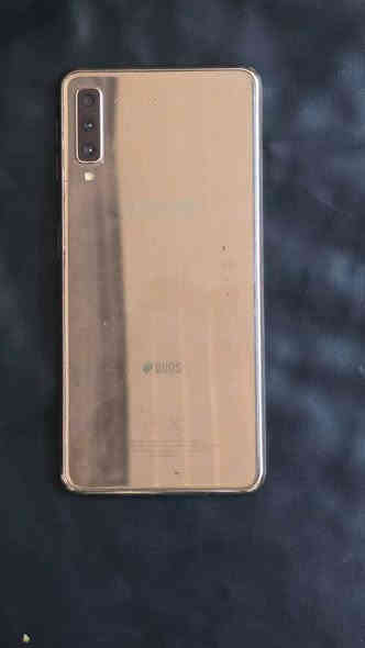 سلام عليكم a7 بلاس ذ ١٢٨ ممفتوح ولا برغي جهاز نظيف وفول كامل ويا ملحقاته سعره ١١٠ ركز جهاز جديد ممفتوح مكاني بغداد عامريه رقمي *********** وبي واتس
