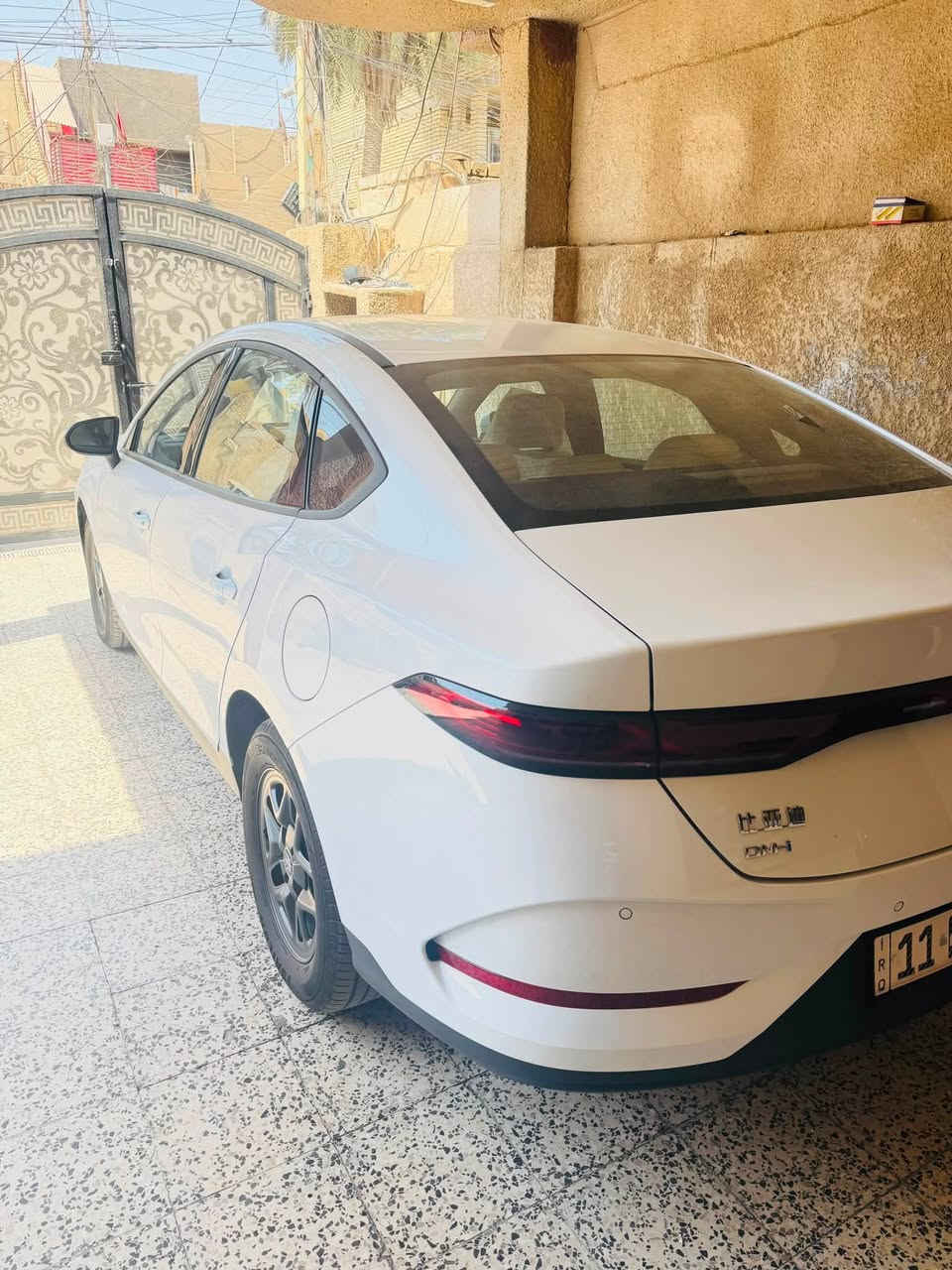 السلام عليكم
كن بلاس زيرو فقط رقمتهه 
داخل ابيض 
رقم بغداد باسمي 
السعر ١٨٨٠٠
والي يحب يعامل عل زيرو يروح يشوف معارض لحد يشوف جذب مال فيس بوك 
لاتصال *********** مكاني بغداد حي العامل
