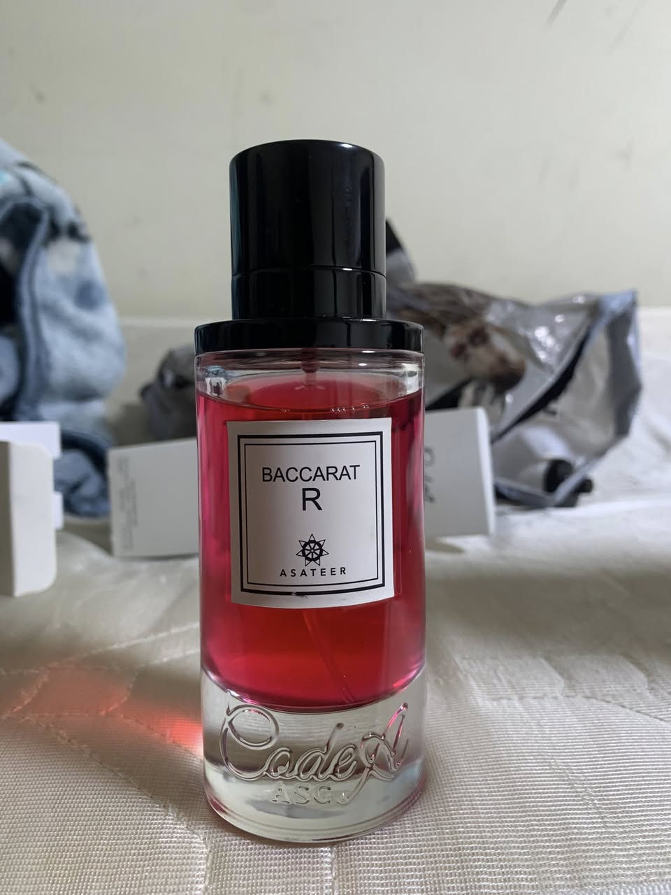 وسيمفوني بسعر وحده ماستخدمه بس 6رشات منه عطر كلششش راقي بس محتاج فلوس 
والوردي كلشش سكسي وراقي الي هو BACCARAT 
والثاني الي هو البني ريحته كلشش حلو فانيله هيج شي بس كلشش طيبه ريحته الي هو ALTHAÏR


**إذا كنت صاحب هذا الإعلان وتريد حذفه لأي سبب، رجاءا أرسل رسالة إلى الدعم الفني**