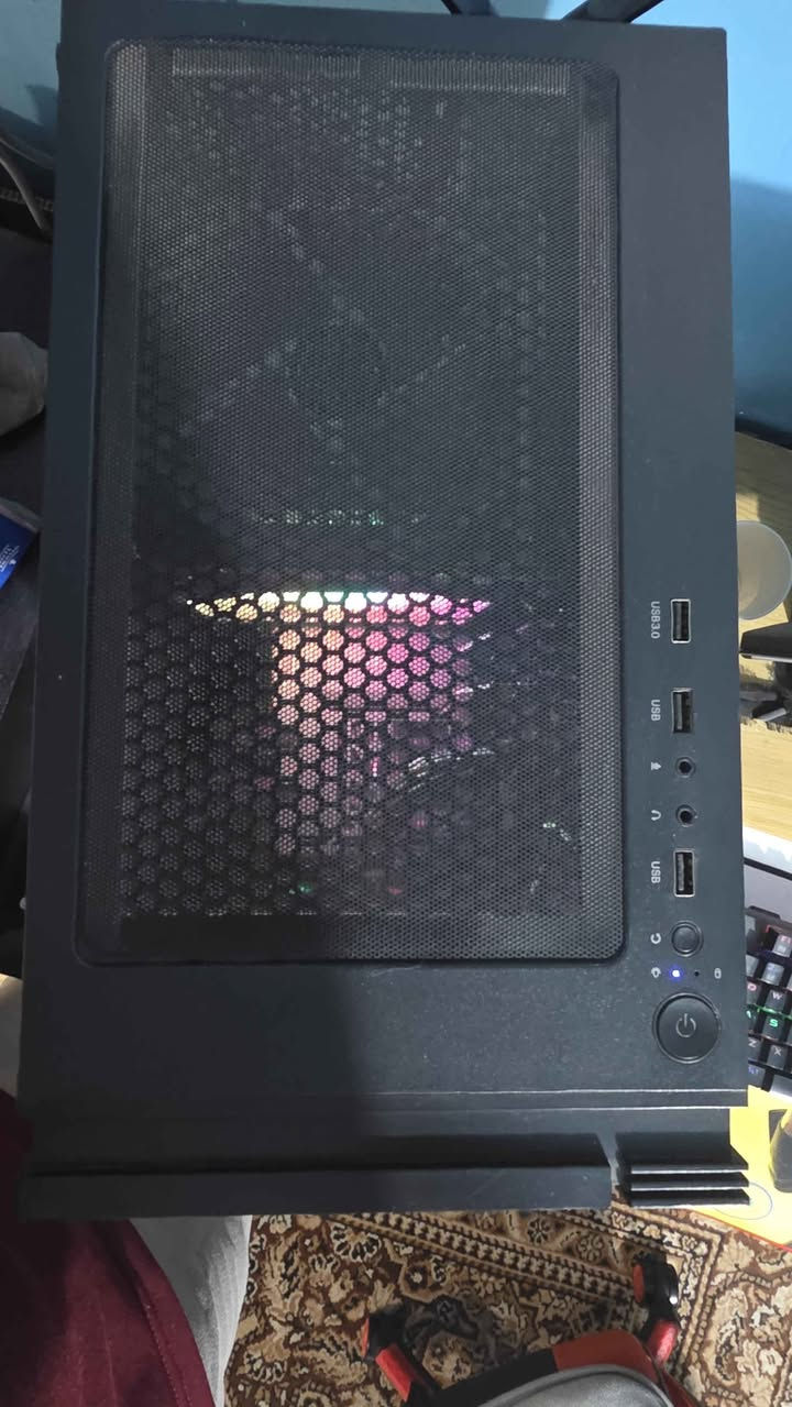 الحاسبه قبل كم شهر جددتها حرفيا بس الكيس قديم الباقي كله جديد استخدام شهرين او 3 نظيفه كلش تجي وتشوفها بعينك البيع فقط الكيس بدون شاشه ولا شي المواصفات:::
المعالج/cori i5 12600k
كارت الشاشه/rtx 3070
الرامات/8*2 16gb
المذربورد/gigabyte b760m gaming plus wifi
البورسبلاي/750w
والتخزين/ ssd128gb
و hdd1tb بغداد, العراق


**إذا كنت صاحب هذا الإعلان وتريد حذفه لأي سبب، رجاءا أرسل رسالة إلى الدعم الفني**