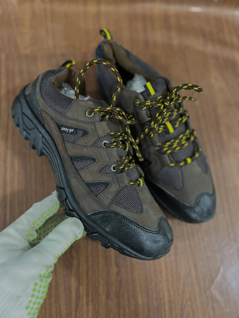 السلام عليكم ورحمة الله وبركاته أغراض للبيع مكاني بغداد الطوبجي قرب ساحة البيضان ***********/***********
