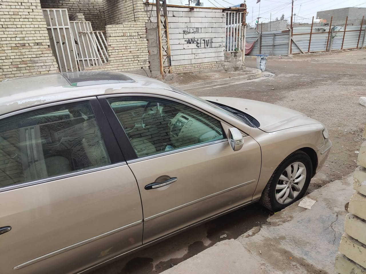 ازيرا 2008 أمريكي محرك 3300
رقم بغداد إنكليزي باسمي السنوية نافذة بشهر الواحد 
مواصفاتها معروفة فول
السيارة جاهزة اللاخير ما بيها نقص 
كير جديد 
تخم تاير جديد 
حدادية جديدة 
ادامة للمحرك جديدة 
المكينة بيها فقط صوت راجز أول ما اشغل ثواني ويروح 
مكفولة من التنقيص والتبخير 
بيها صبغ أقل الاحزام جمالية ابيع احزام 
سونر مرفق مع الصور
ماشية 129 ألف 
السعر 85 بيها مجال 
مكاني بغداد حي البتول 
رقم الهاتف ***********
