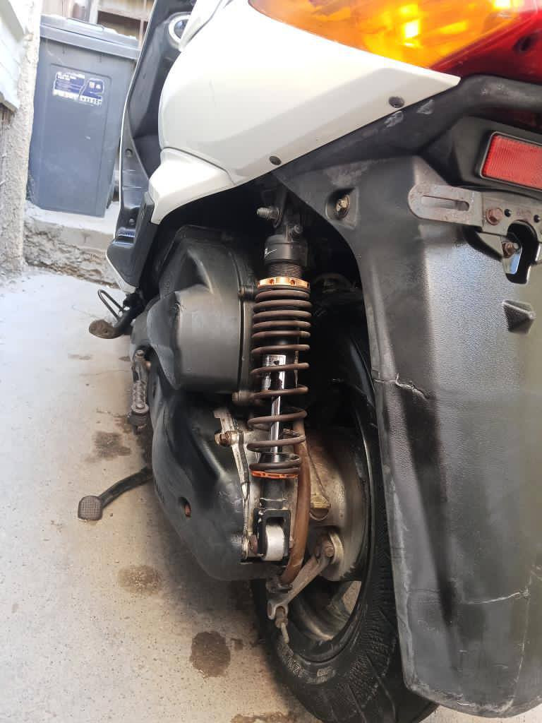 سلام عليكم دراجة سكنس فحل كوري ما صارلي 3اشهر من ماخذهة دراجة نضيفة تفحصة وتاخذهة السعر600 المكان بغداد الشعب رقم *********** واتساب موجود
