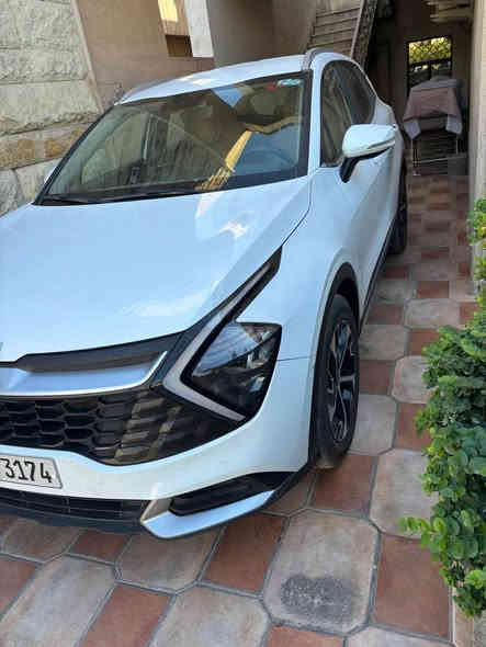 السلام عليكم كيا سبورتج 2023 خليجي للبيع مكفوله بدون صبغ بدون تبديل فقط شخط بل دعامية واضح بل صور مواصفات اعتياديه بصمه شاشه كامره حساسات خلفية تحكم ستيرن جهتين كشنات مخمل رقم اربيل باسم شركة تريد تحويل تريد وكاله ماشية 88 الف كيلو متر السعد 220 ورقه مكان السيارة بغداد حي الجهاد للاستفسار *********** بغداد
