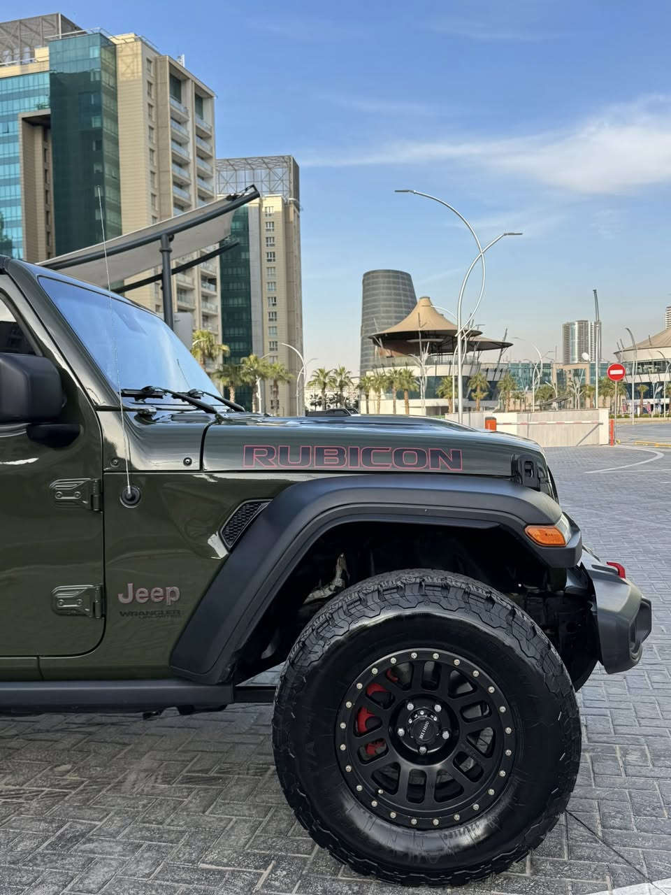Jeep Wrangler Rubicon 
جیب رانکلر روبیکون
اللون زيتوني مميزة
سيارة جديد جديد
بونيد صبغ 
ارباك ستيرن سيستم 
٤ قطعة بس كلير امريكا يعني بدون ضربة و بدون معجون 
۹٠ الف ماشي 
رقم و سنوي فحص و هزة كل جديدة 
 سعر ٢۳٥ ورقة و معاملة 
أربيل 
***********
***********
كورك & واتس أب
