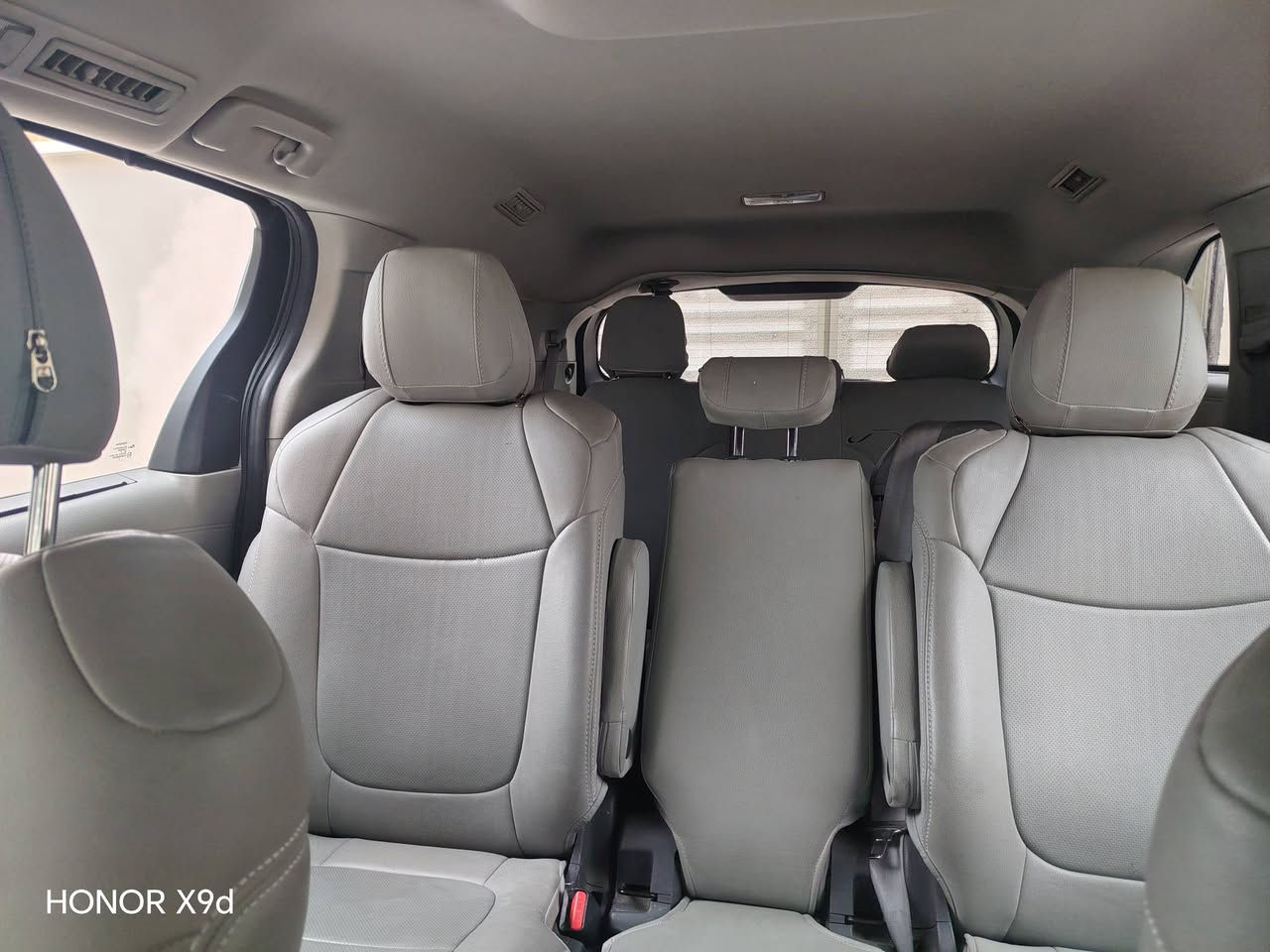 السلام عليكم سينا هايبرد ٢٠٢١ مواصفات Le عداد المسافه١١٨الف رقم بغداد ضرر جانبي باب وجاملغ خلفي السياره على وضع الشركه سعر البيع ٢٥٥ للتواصل ***********
