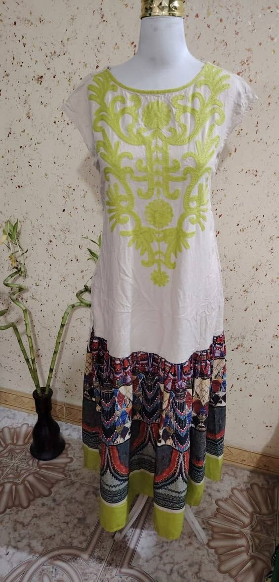 دراعات كويتي سوبر كريمة
سعر القطعة والقياسات داخل الصورة 
موجود جملة ***********
