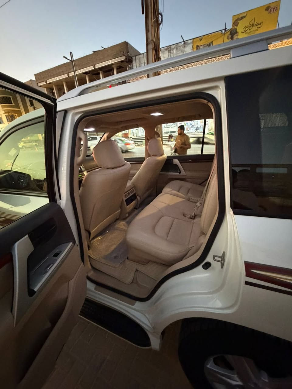 GXR.     V6 
2013 كفاله عامه 
فول مواصفات SAS
ماشيه 190Km 
رقم بصره مكان السياره بصره   365$ 
للستفسار ***********
