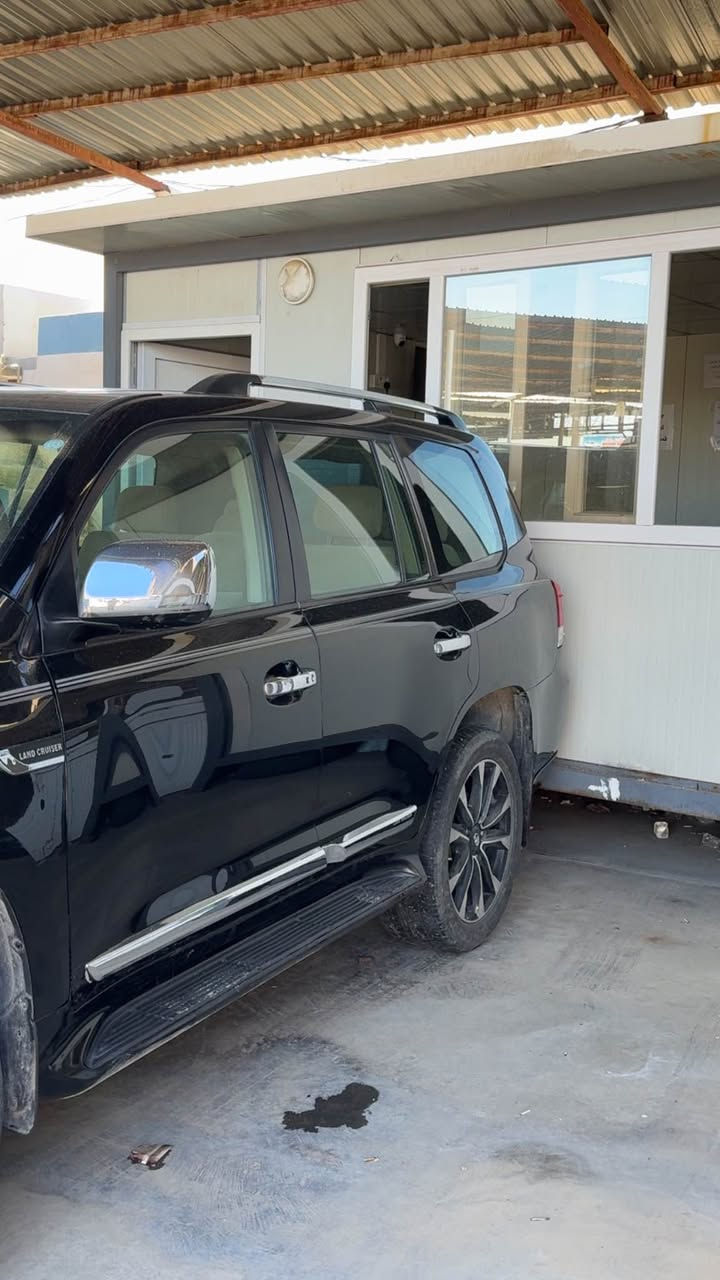 وه‌نه‌وشه‌ ٢٠٠٩ فتێم فول مواسه‌فات ناوو ده‌ری كراوه‌ به‌ ٢٠٢١ له‌سه‌ر ساغی بۆ جوانی مه‌كینه‌ نه‌كراوه‌ته‌وه‌ به‌شه‌رت ته‌نها پارچه‌ گۆراوه‌كان بۆیاخه‌ سه‌نه‌وی تازه‌یه‌ ده‌بڵ ڤۆلیۆمه‌ سلایده‌ سه‌لاجه‌یه‌ ناوزه‌رده‌ ٨ بستۆنه‌ هه‌موو گیانی به‌شه‌رت نمونه‌یه‌ له‌ جوانی 
نرخی ٣٠٥ گه‌ڵاو معامه‌له‌ 
***********
*********** ڤایبه‌رو واتسئاپی له‌سه‌ره السليمانية, العراق
