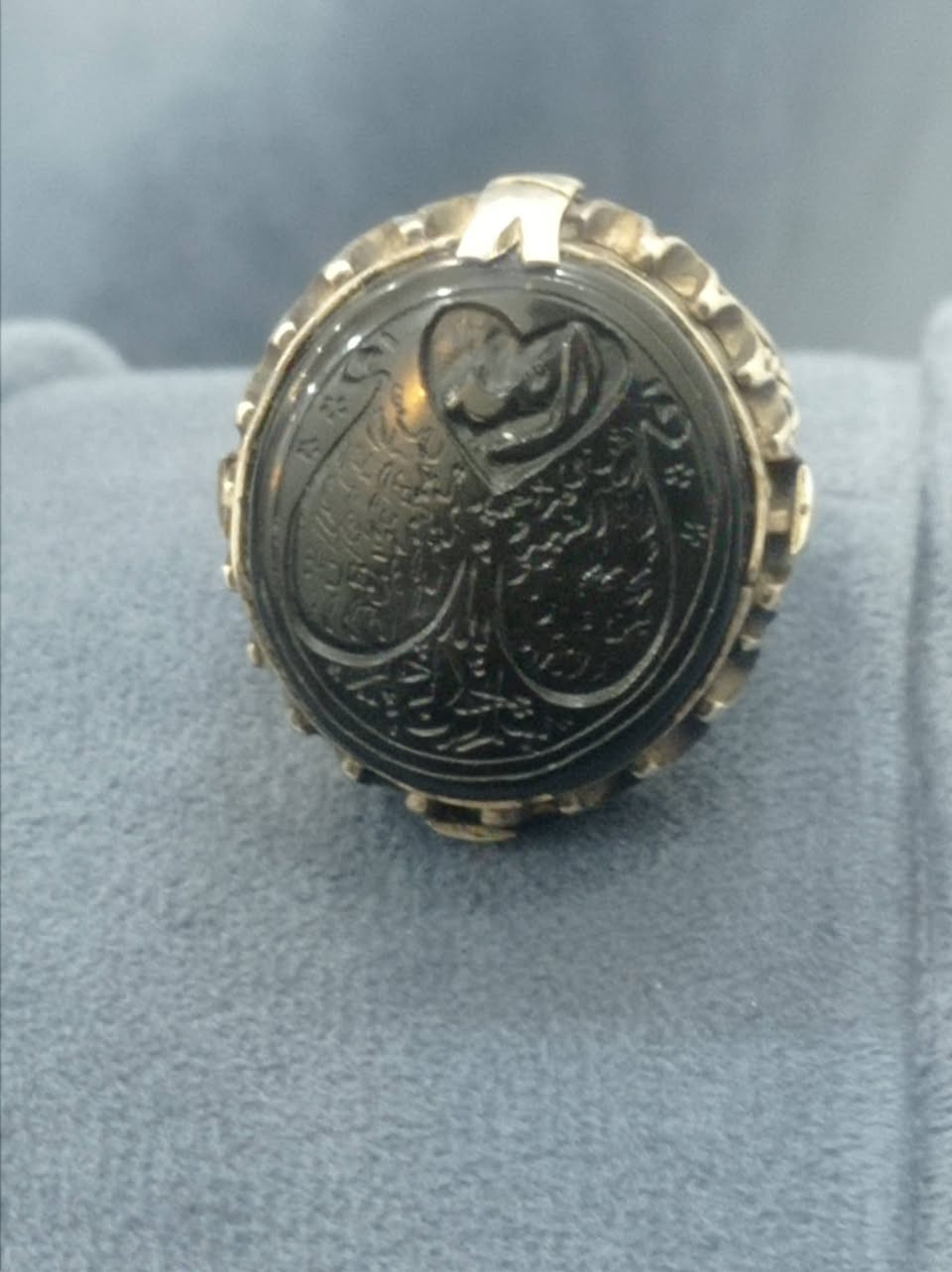 عشاق انتيك والصياغات القديمة محبس ثقيل قياس 26 ومخطوط


**إذا كنت صاحب هذا الإعلان وتريد حذفه لأي سبب، رجاءا أرسل رسالة إلى الدعم الفني**