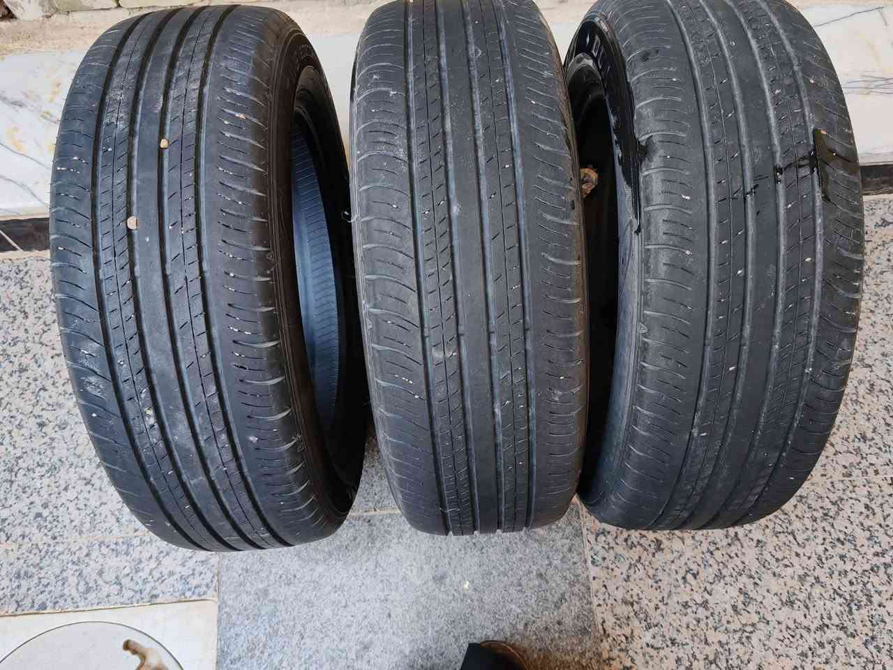 السلام عليكم، قياس 17 215 على 60 العدد 3 سعرهن 75 عنوان العبيدي هذا رقمي ***********
