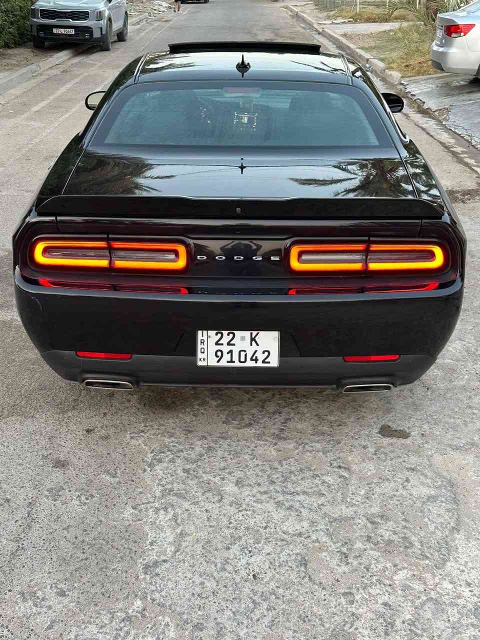 السلام عليكم
للبيع جالنجر ٢٠٢٢ GT 
Super Track Pak
 مواصفات 
سلايت السيارة ويل كب 20
تدفئة ستيرن وكشنات 
شاشة جبيرة 
شفتات بالستيرن
ماشية ٧٠ الف كيلو  
رقم اربيل 
حادث السيارة سرقة بدون دواخل ايرباكات سليمة
مكان السيارة بغداد العامرية او الغزالية 
 للاستفسار الاتصال عل الرقم ***********
