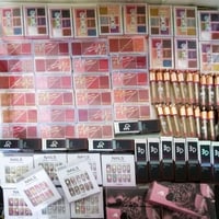 ٨٤ قطعه • مكياج • حجز خاص