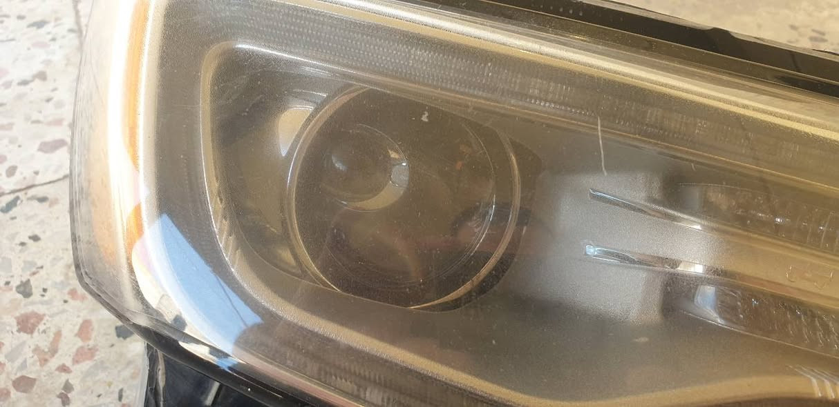 السلام عليكم شباب
عندي لايتات زوج ابو اللد وياهن منضومة زينون قويه جدا للبيع . السعر 300$ قفل
للاستفسار ***********
