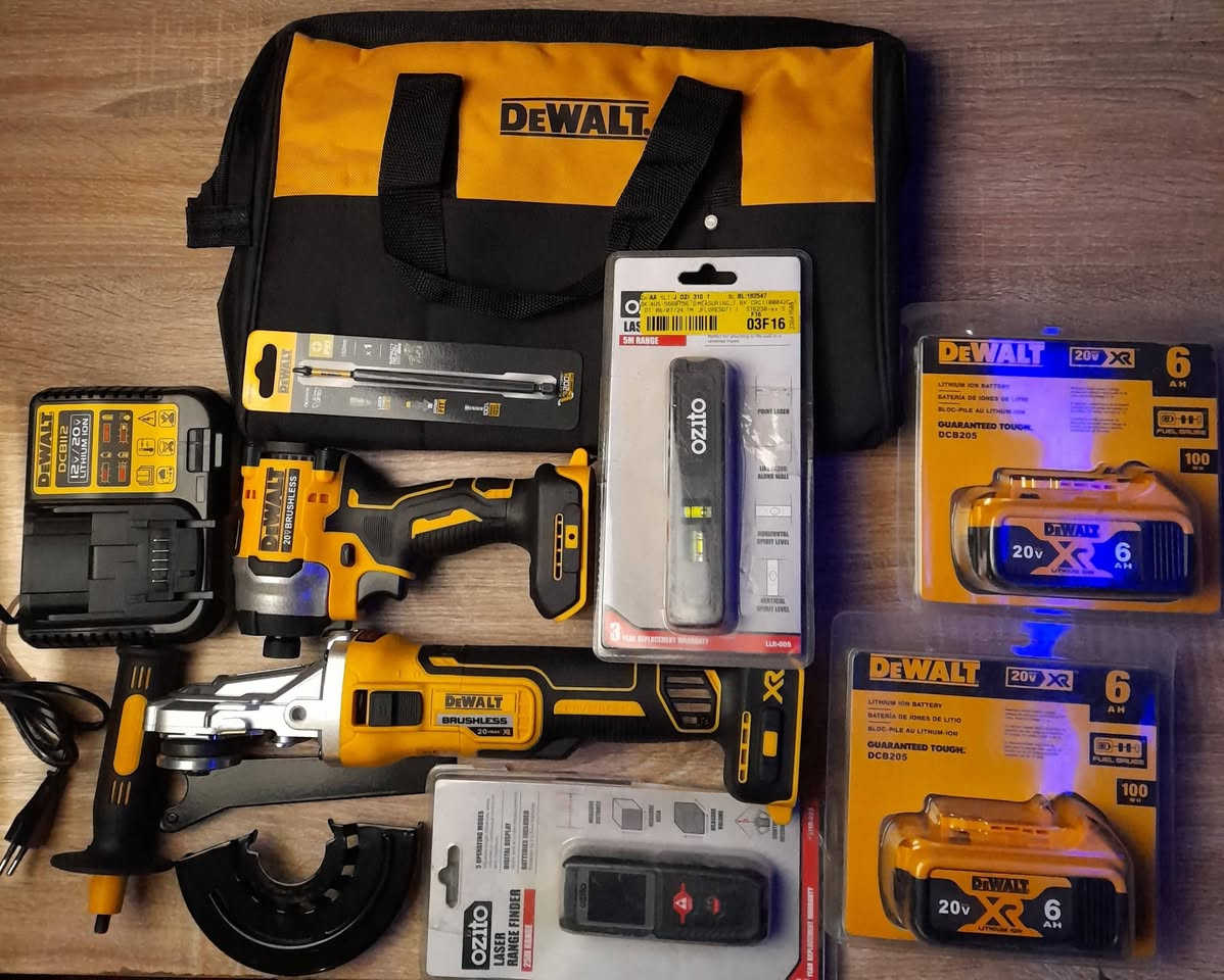 السلام عليكم وتوفرت مجموعات ديوالت متكاملة شرط الفحص شي راقي ومفول


**إذا كنت صاحب هذا الإعلان وتريد حذفه لأي سبب، رجاءا أرسل رسالة إلى الدعم الفني**