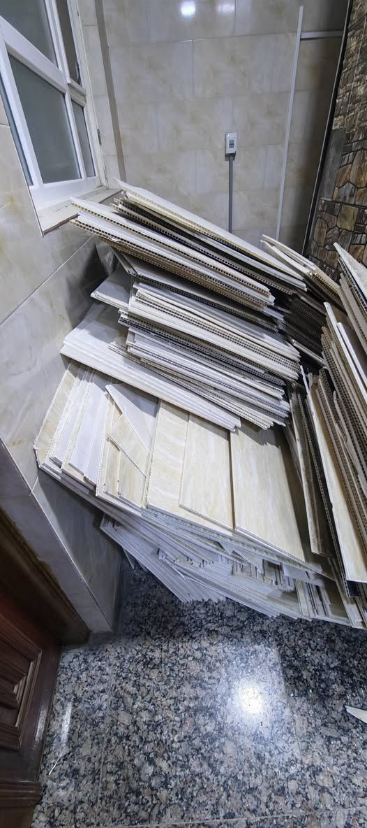 سقف ثانوي للبيع نضيف مال شركة القطعة على 500 دينار فقط البلاستك عندي تقريبا 1000 قطعة للشراء الاتصال او المراسلة على ارقام الهاتف ادناه.
***********
***********
