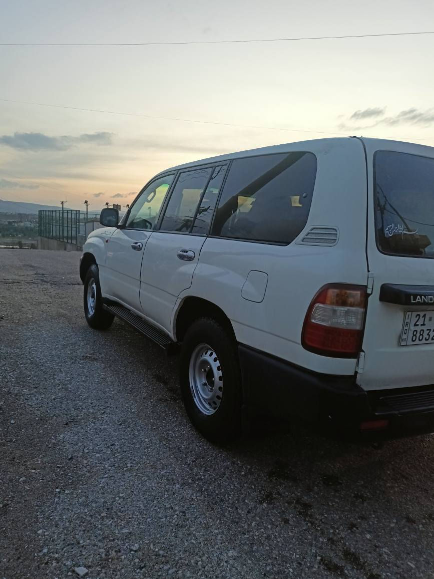 مۆنیکامۆدیل 2007تە حویل ئە سڵ ڕە قە موسە نە وی تازە یە تاوە کو2031بە شە رتی تە حویلوغە رامە وهە موشتیک  چوارتایەی دلوبی لە ژیرە گیڕومە کینە وعە کسلوتە بریدی هە موی بە شە رت کامل بۆیاخە پیشودوای لی دراوی نیە شانە کانی جوانە بۆیاخی جوانە ماشە ڵا هە تابڵی هە یکەلی جوانە ماشەڵا بە رگە گە دە رگای جوانە نە دڕاوە سە یارە کە هە تابڵیی بەهە ڵمە تە ماشەڵاسعری118وە رە قە ومە عامە لە یە کە م  ***********mm***********شوین سلیمانی گۆڕینۆیش دە کە م بە سە یارە بە دڵم بیت السليمانية, العراق
