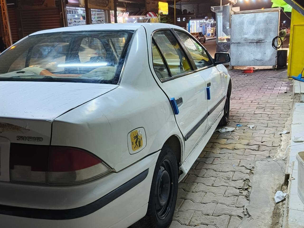 السلام عليكم سياره سمند للبيع الفين 11رقم انگليزي تحويل مباشر جاهزه من كلشي مابيه نقص السعر 30 وبيه مجال العنوان كربلاء طويريج حي الجمعيه موبايل  ***********
