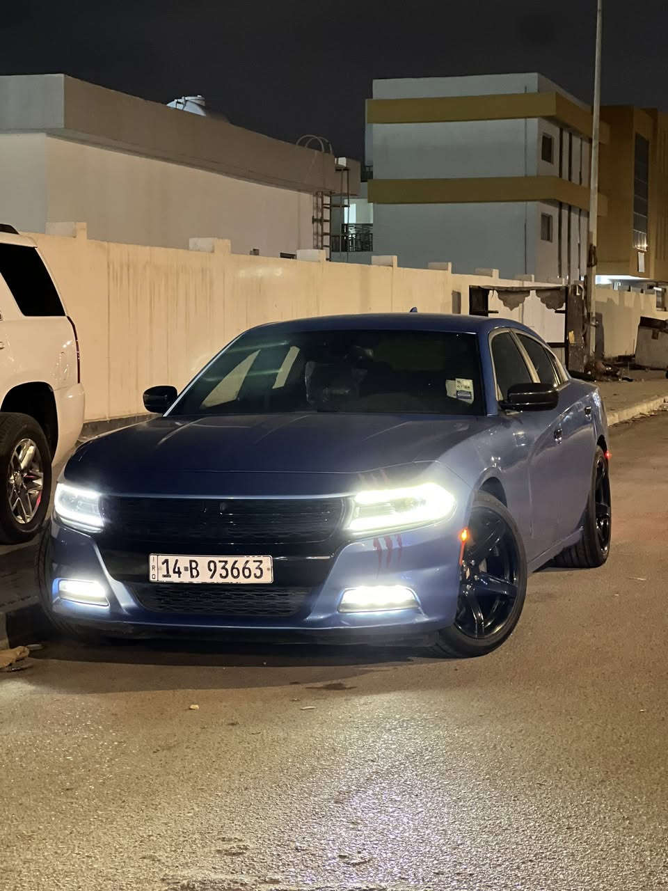 ‏تشارجر مديرة 18 معلايه 23 مواصفات رالي ￼ بصرة باسمي تحويل ثاني يوم سياره جاهزه من كلشي مابيه نقص حادث بس جاملق الكدام مبدل بدون رباك ودواخل السياره بيه كلير من مريكه  العنوان بصره سعر 170 وبيه مجال    ***********
