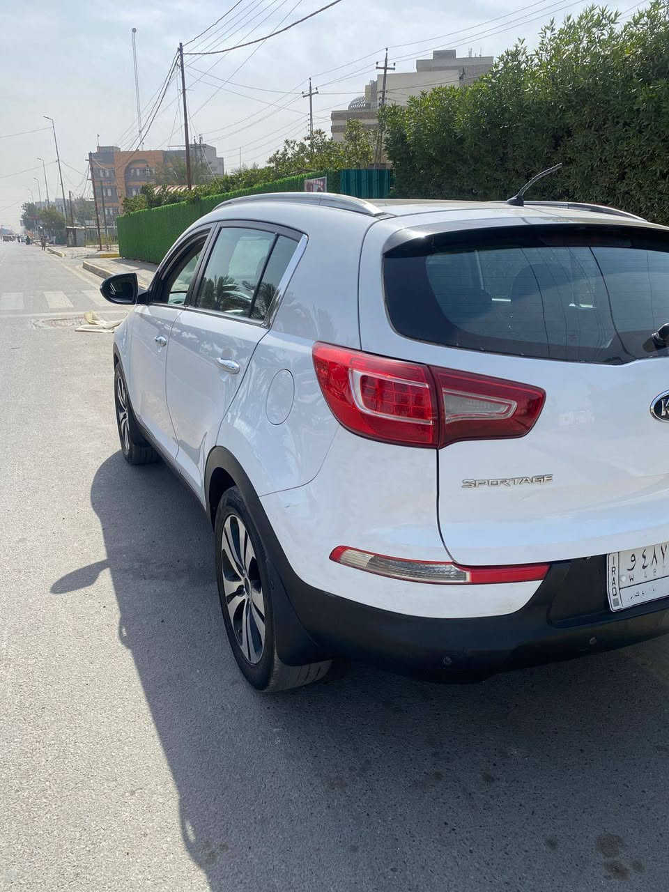 يا الله سلام عليكم
سيورتج خليجي 2011 فول للاخير سياره رقم بغداد مواصفات 
كشن كهرباء 
كشنات جلد
بنراما 
محرك 2000 دوش
مري شفط
كامره خلفيه
تشغيل بصمه
تحكمات ستيرن جهتين
ويل كب 
اشاير مري
تبريد ثلج
صدر نضيف
بولش جديد
وبعد بيه هواي مواصفات سياره ماشيه 239 الف بيه صبغ 3 قطع
ومكينه بل سونار مذكور قبق ولفات مفتوح فقط كير سليم بدون دواخل سونار مرفق مكاني بغداد شعب سعر 118 ***********
