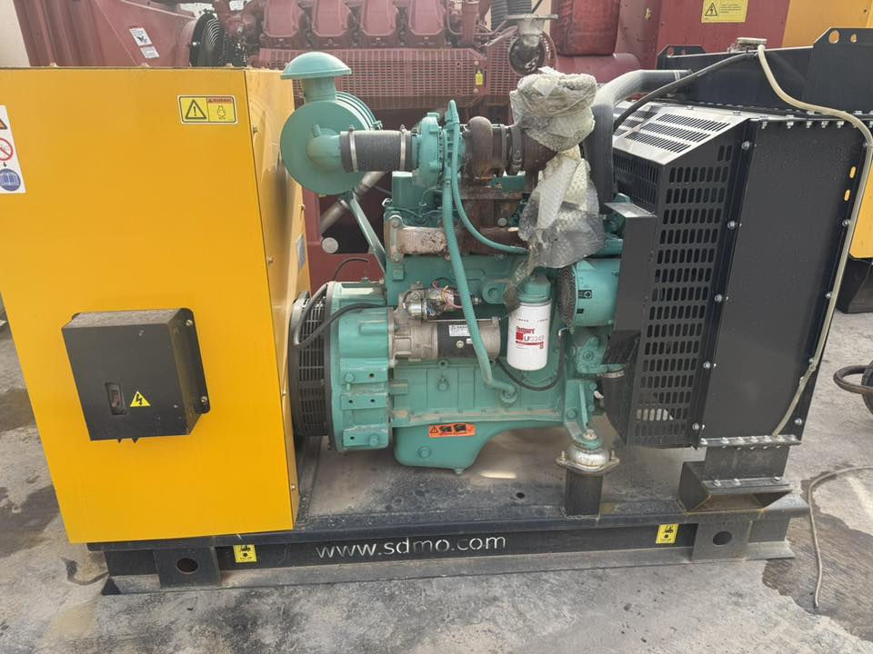 Cummins kva62 horse 217 zero. *********** ***********
