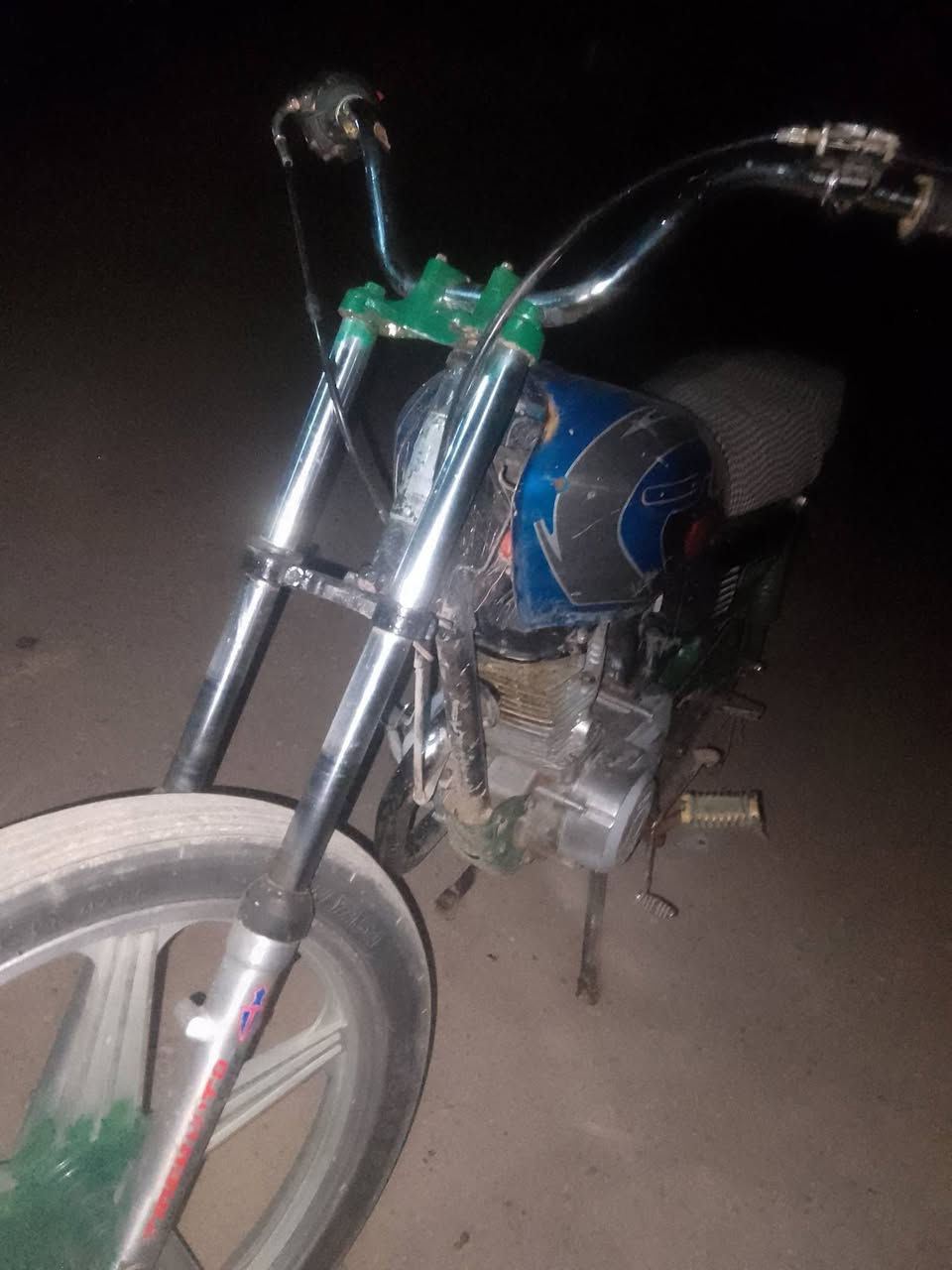 موطور البيع محرك نضيف سريع 5 كير سعر 175 بي مجال قيل


**إذا كنت صاحب هذا الإعلان وتريد حذفه لأي سبب، رجاءا أرسل رسالة إلى الدعم الفني**