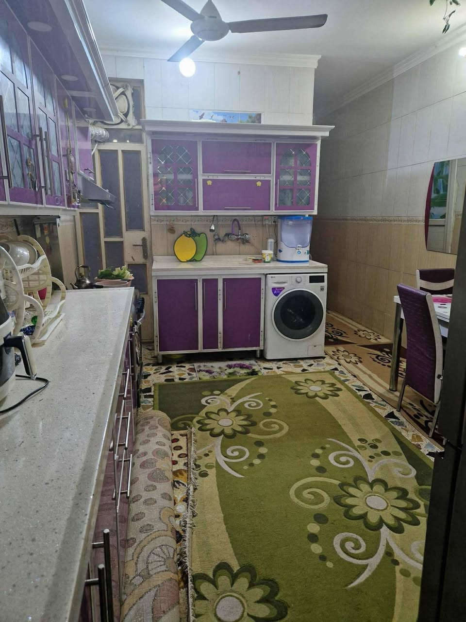 السلام عليكم
(مكلف بالنشر)

بيت للبيع في حي التجار الأولى قرب شارع الأسواق المركزية
مساحة البيت : ٨٠ متر طابقين
الطابق الأول : صاله، غرفه نوم؛ مطبخ، منور، مجمع صحيات
الطابق الثاني : غرفتين نوم و مجمع صحيات

للتواصل الاتصال على الرقم
ابو حيدر ***********
حيدر ***********
