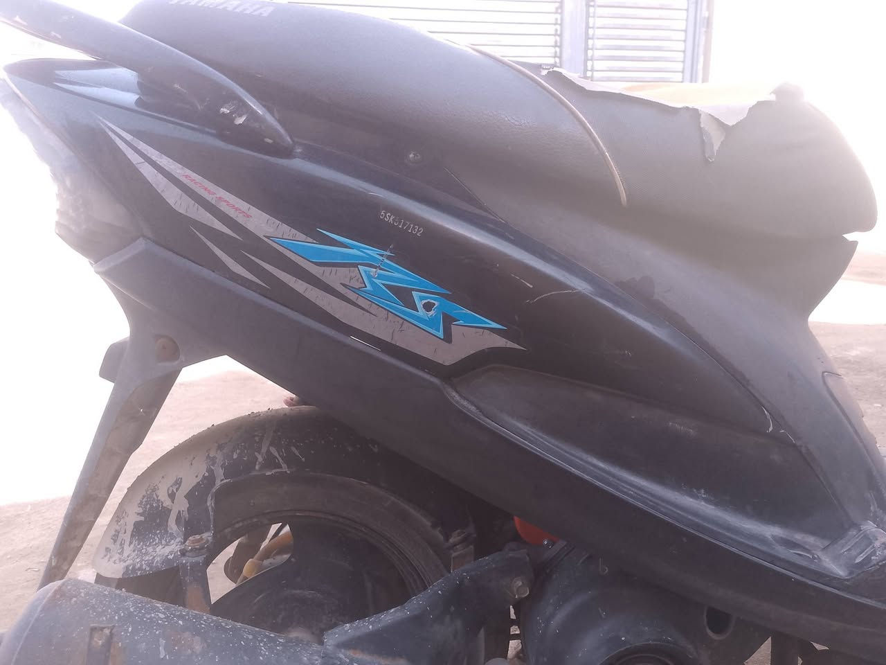 السلام عليكم شلونكم شباب دراجه ماكس عدله للبيع كهربائيات شغال اشاير سيل فيندر ماكينها كامله الدراجه كله شغال الدراجه ناقصه ما بيها اي شيء نقص دراجه السعر 375 وبيها مجال الشراي موجوده الدراجه حل الجمعيه يم النافوره رقم الهاتف ***********
