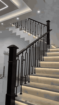 مع موديل 📍كلاسك ايطالي
الذوق والاناقة في منزلك
محجرات التركي لكافة الموديلات والانواع
محجرات المنيوم وحديد وخشب وpvc
***********
