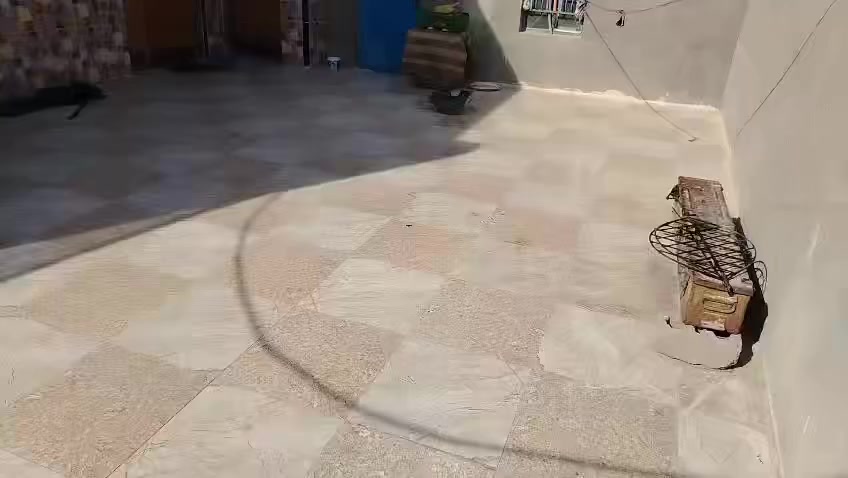 مزرعه للبيع في الشعيبه خلف حي المرتضى مرتسم زراعي بسمي المساحه 10 دونم تحتوي على بيتين سكن مع ديوان خارجي حوالي ٣٥٠ نخله متنوعه وتحتوي على ثلاث جاخور لتربيه العجول وثنين ارتوازيات ماء حلو للتواصل ***********
