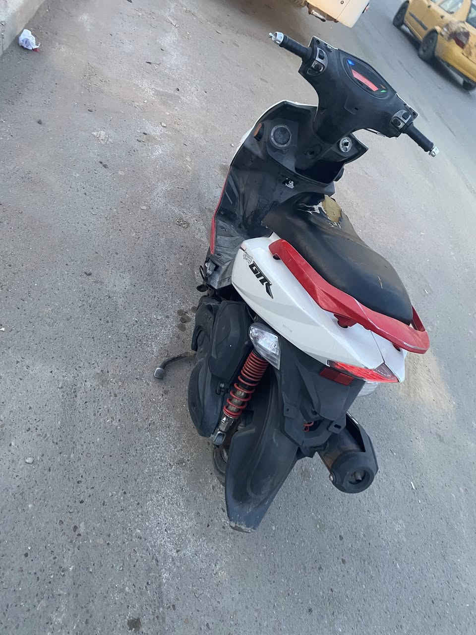 دراجه وكاله على كل وكاله بالكارتون احلا من الرمبه ختم واحد بيها شلعه إذا مو تشگ الكاع تجيني تأخذها وتروح  سعرها 975 مكاني بغداد الشعب أو حي اور ***********
