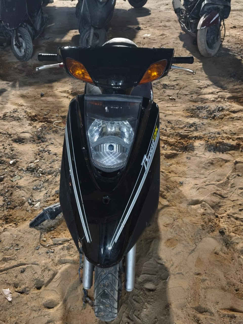 دراجة بيريز البيع دراجة نضيفة نقص ملف و جبنة دراج مكينة نضيفة رقم راعيهة *********** سعر 250 و بيهة مجال شي قليل
