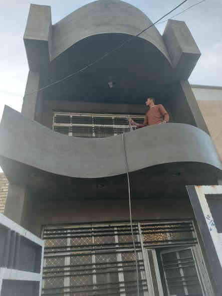 كادر مصري في بغداد لبخ درجة أولى خشنه ونعمه ونثروتصفير مصاطر***********
