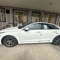 للبيع كيا K5 2023 لون ابيض  🤍  الممشى 60 ألف كم  خليجي وكالة NM / كفال...