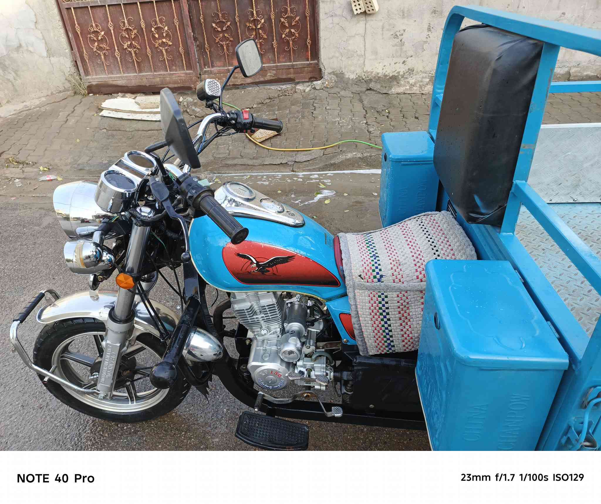 السلام عليكم ستوته للبيع موديل 23 كفاله عامه مرقمه رقم سنويه السعر 3,150 وبيها مجالل العنوان محموديه***********#﷼***********
