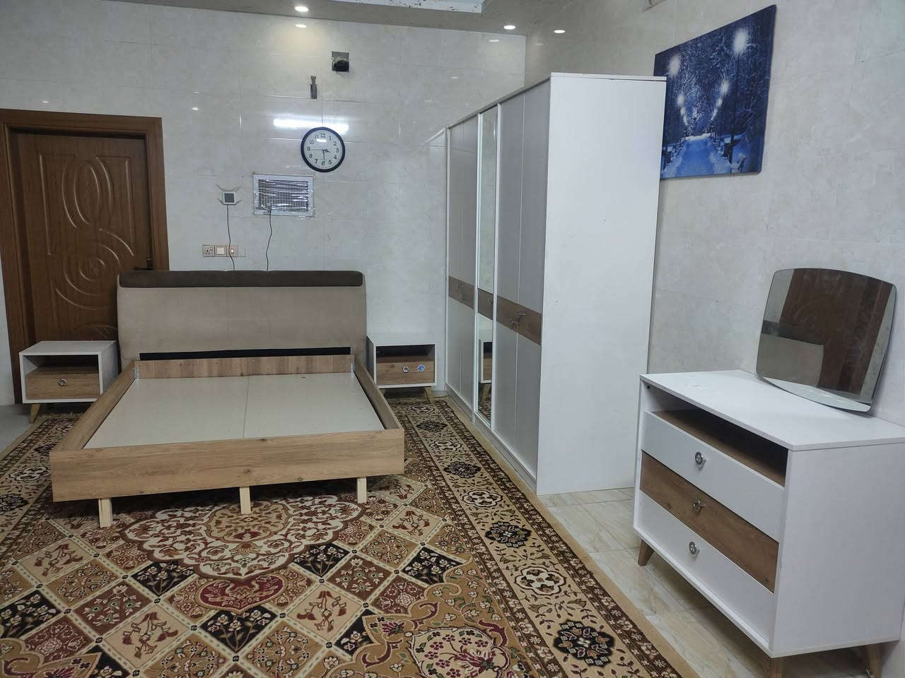 غرفة نوم خمس قطع بدون دوشك ماركة مو سوگي 400ااف


**إذا كنت صاحب هذا الإعلان وتريد حذفه لأي سبب، رجاءا أرسل رسالة إلى الدعم الفني**