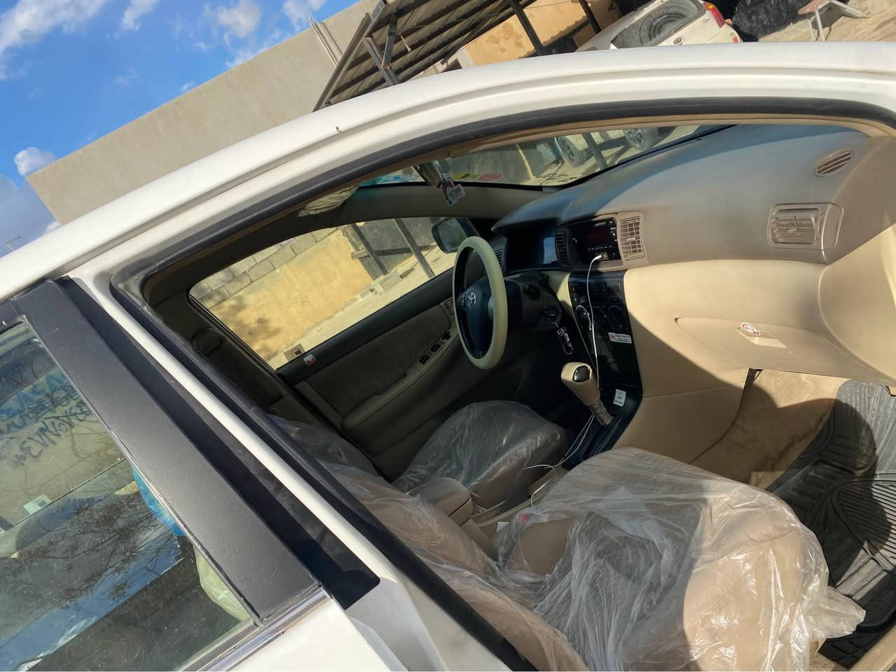 کرولا مودیل ٢٠٠٦ مکینە گەورە و گیر تماتیک و چوارجام کارەبا گیر و مکینە بەشەرەت رەقەم و سەنەوی نوێیە هەتا ٢٠٢٩ بەناوکردن و غرامە بەشەرت سیارەکە ٤پارچەی بۆیاغە جەمپێکی پێشی هەیە نرخی ٨٢ وەرەقە و کەمیک مجال شوین هەولیر *********** أربيل, العراق
