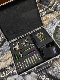 جهاز تاتو • مجموعة كاملة • ما مستخدم