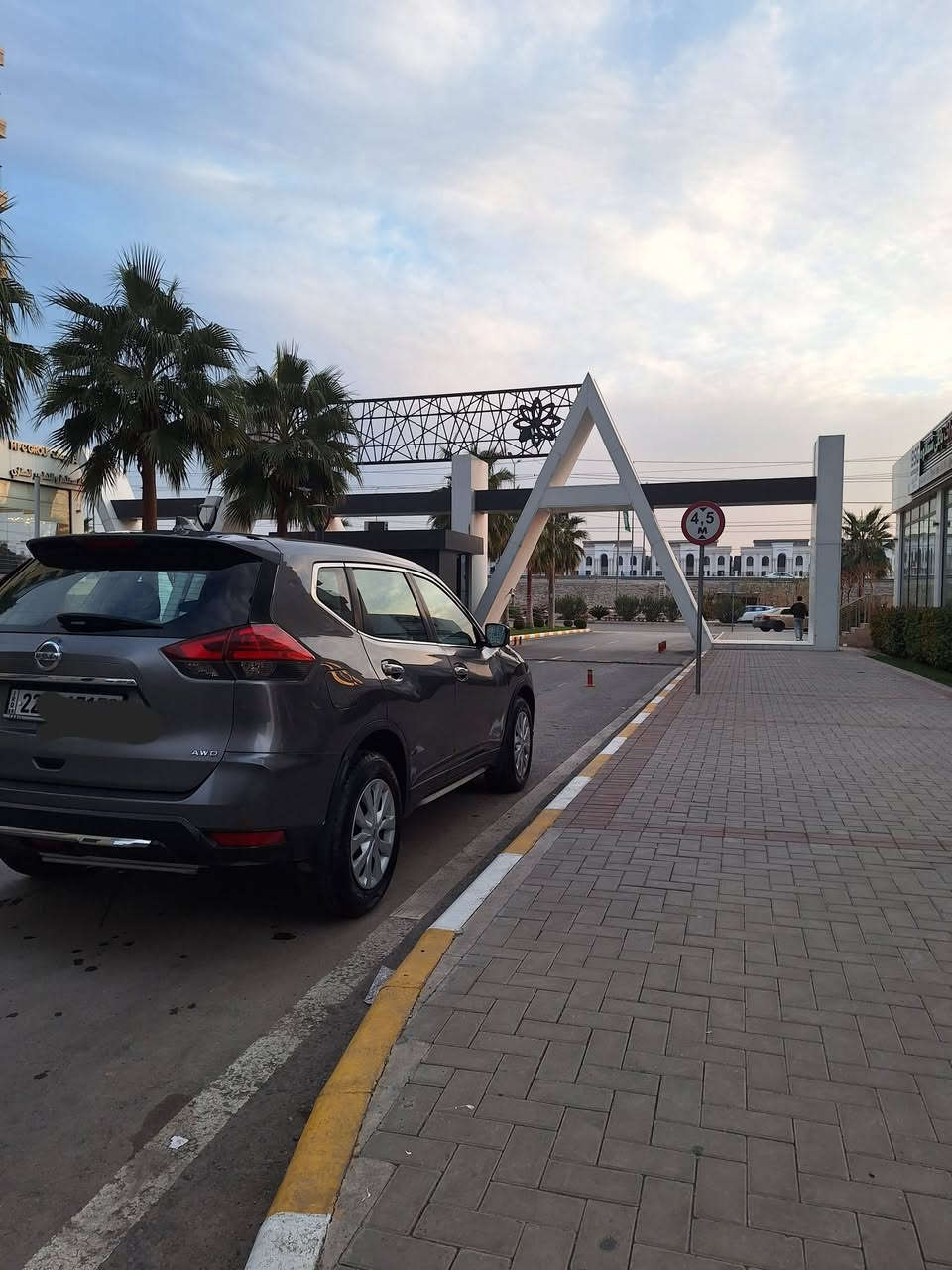 للبيع | نيسان روك 2017
📍 اللون:نفطي
🇺🇸 وارد: أمريكا
⚙️ المحرك والكير: مكفول 100%
📏 المسافة: 134 ألف  
🛠️ الضرر..بونيد اوجنطه او باب  صبغ بدون دواخل 
🛞 تايرات جديدة بالكامل مع صدر جديد 
🧾  السياره رقم أربيل  جديد والسنوية جديدة  الفحص ولهزة جديدة 
📍 موقع السيارة: أربيل 

السيارة نظيفة جداً خالية من المشاكل، جاهزة للاستعمال وما تحتاج أي مصرف
السعر: 138ومجال بسيط للطيبين . 
للتواصل  اتصال على رقم الهاتف ؛  واتساب ***********
