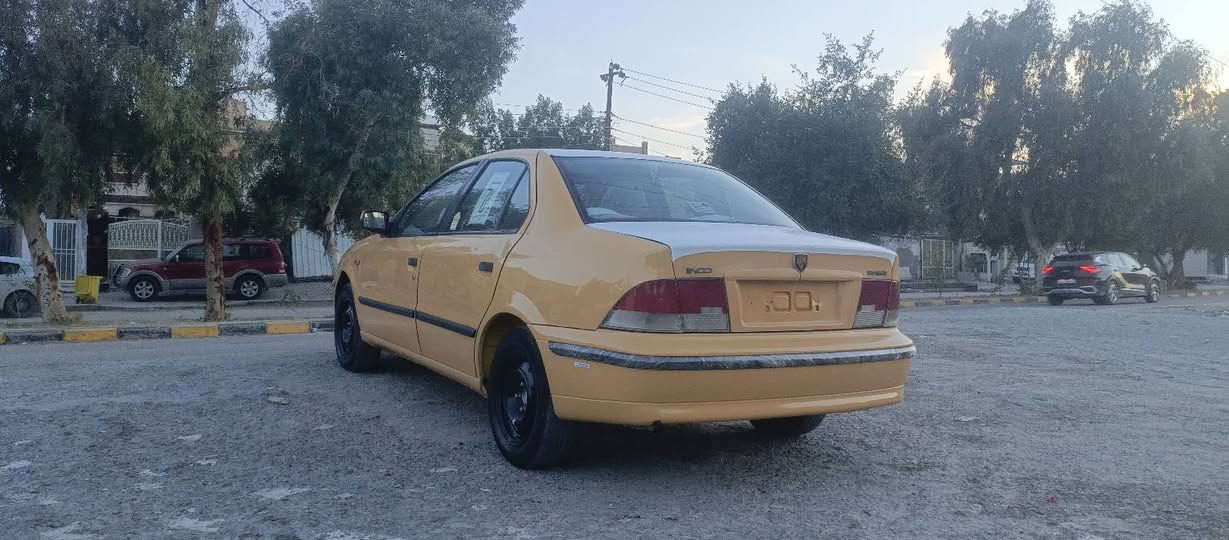 سمند 11 للبيع
مكفولة من الضربه بيها صبغ جاملغ أمامي 
مكينة كير حدادية حلوات
رقم مثنى دولي سنويه لل30
مكان السياره وراعيها بالنجف 
السعر 30 وبيها مجال 
***********
